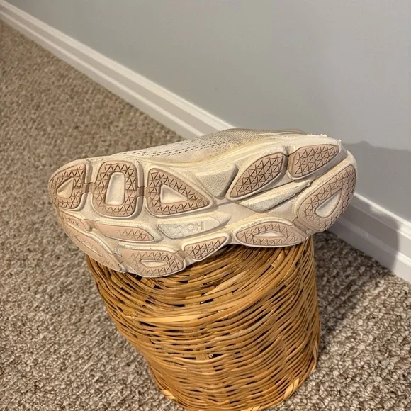 HOKA ONE ONE Bondi 8 Women’s Running Shoe, 8.5 M - Picture 3 of 11